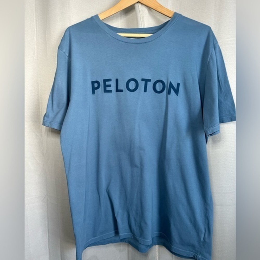 Peloton Shirt Mens Extra Large‎ Blue Dreamblend Short Sleeve